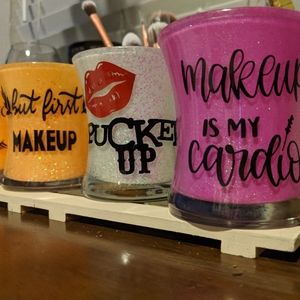 Glittered makeup brush holders(3)